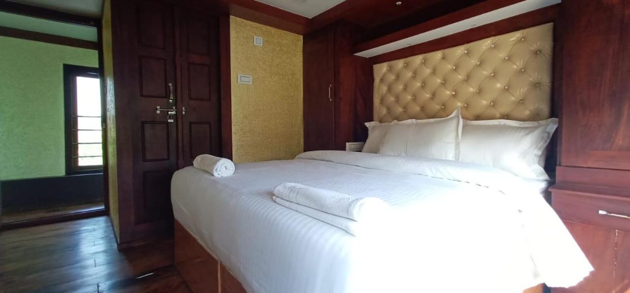 Soma House Boat 호텔 Alappuzha 외부 사진